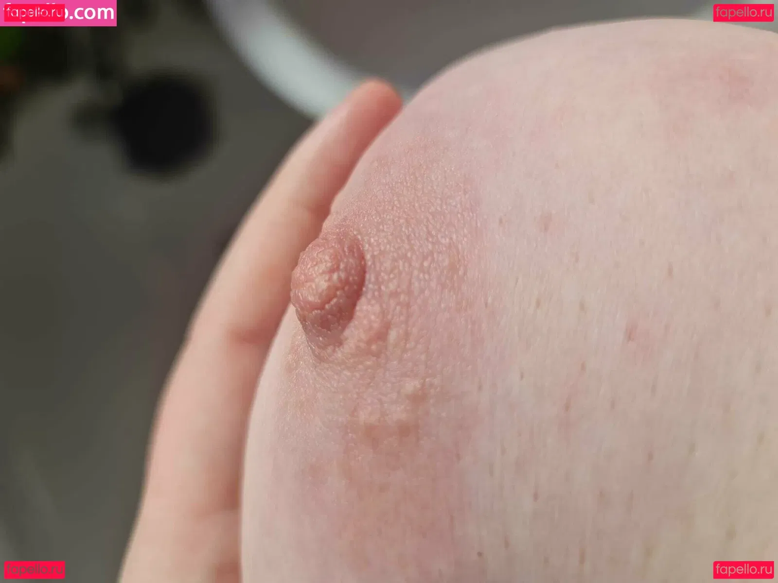 maebry Onlyfans Photo Gallery 