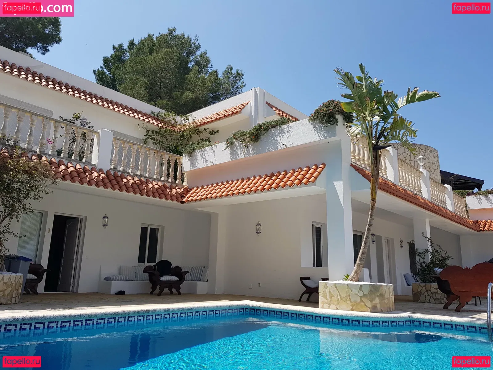 maebry Onlyfans Photo Gallery 