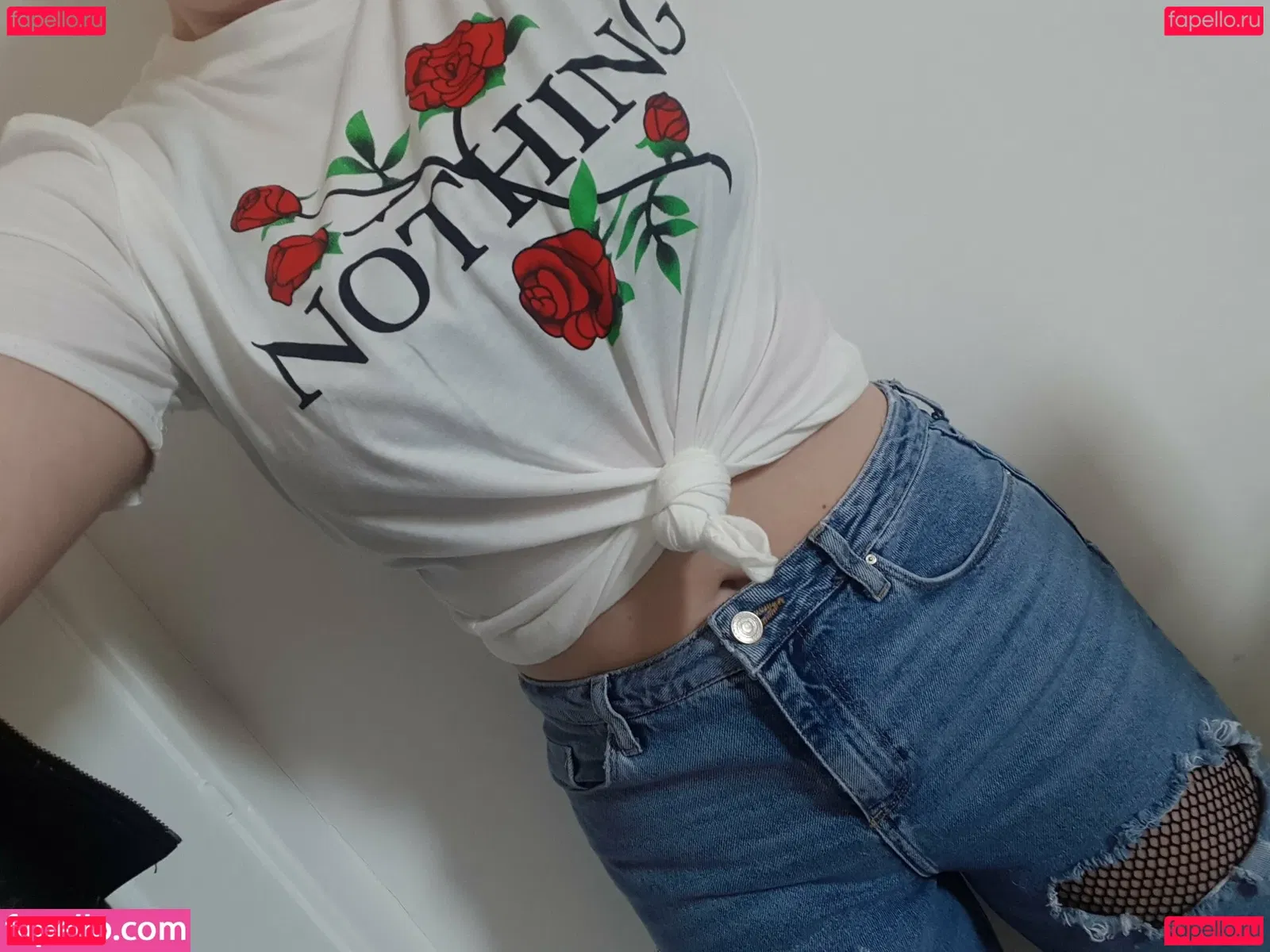 maebry Onlyfans Photo Gallery 