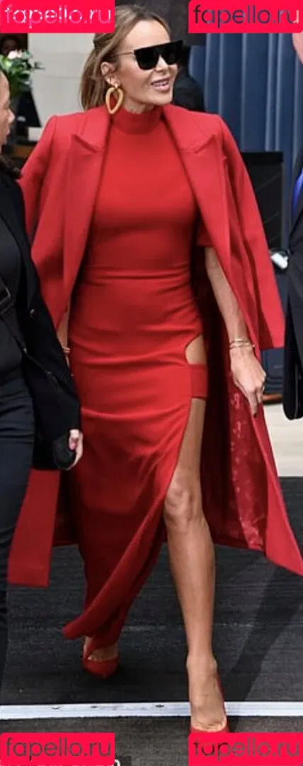 Amanda Holden Onlyfans Photo Gallery 