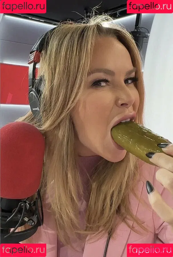 Amanda Holden Onlyfans Photo Gallery 