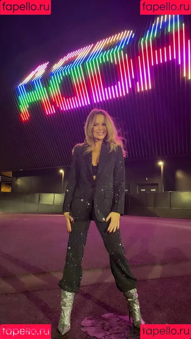 Amanda Holden Onlyfans Photo Gallery 