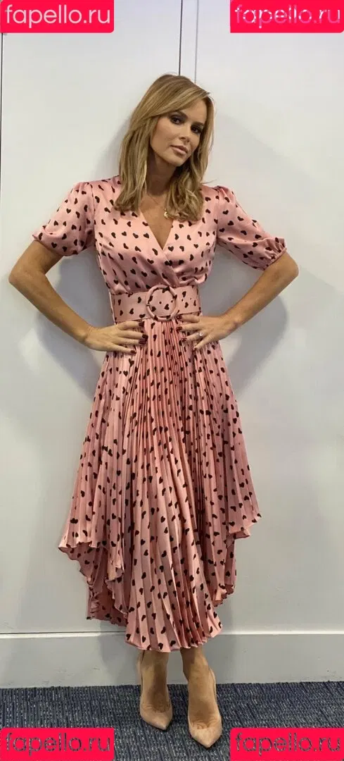 Amanda Holden Onlyfans Photo Gallery 