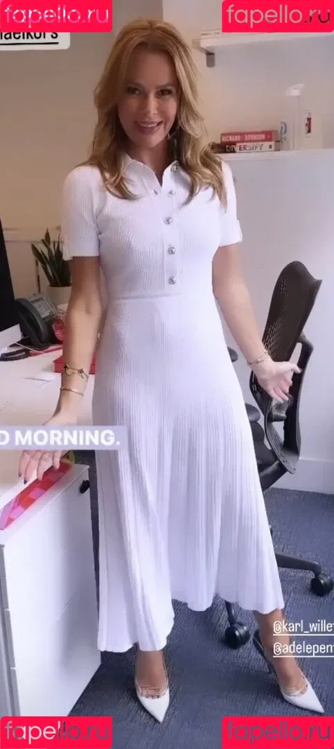 Amanda Holden Onlyfans Photo Gallery 