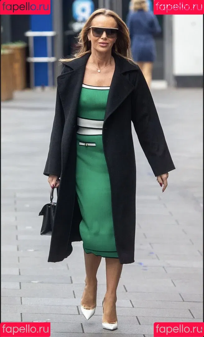 Amanda Holden Onlyfans Photo Gallery 