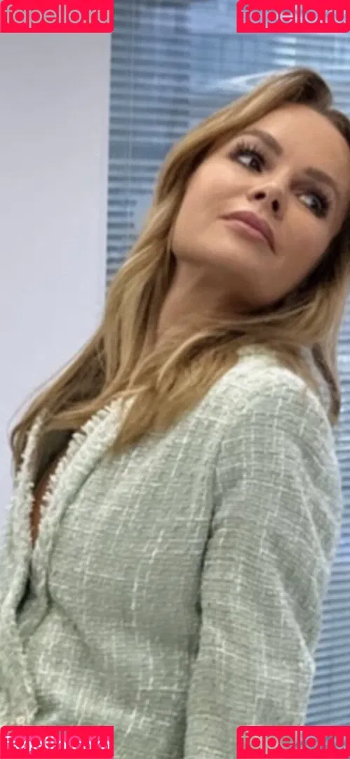 Amanda Holden Onlyfans Photo Gallery 