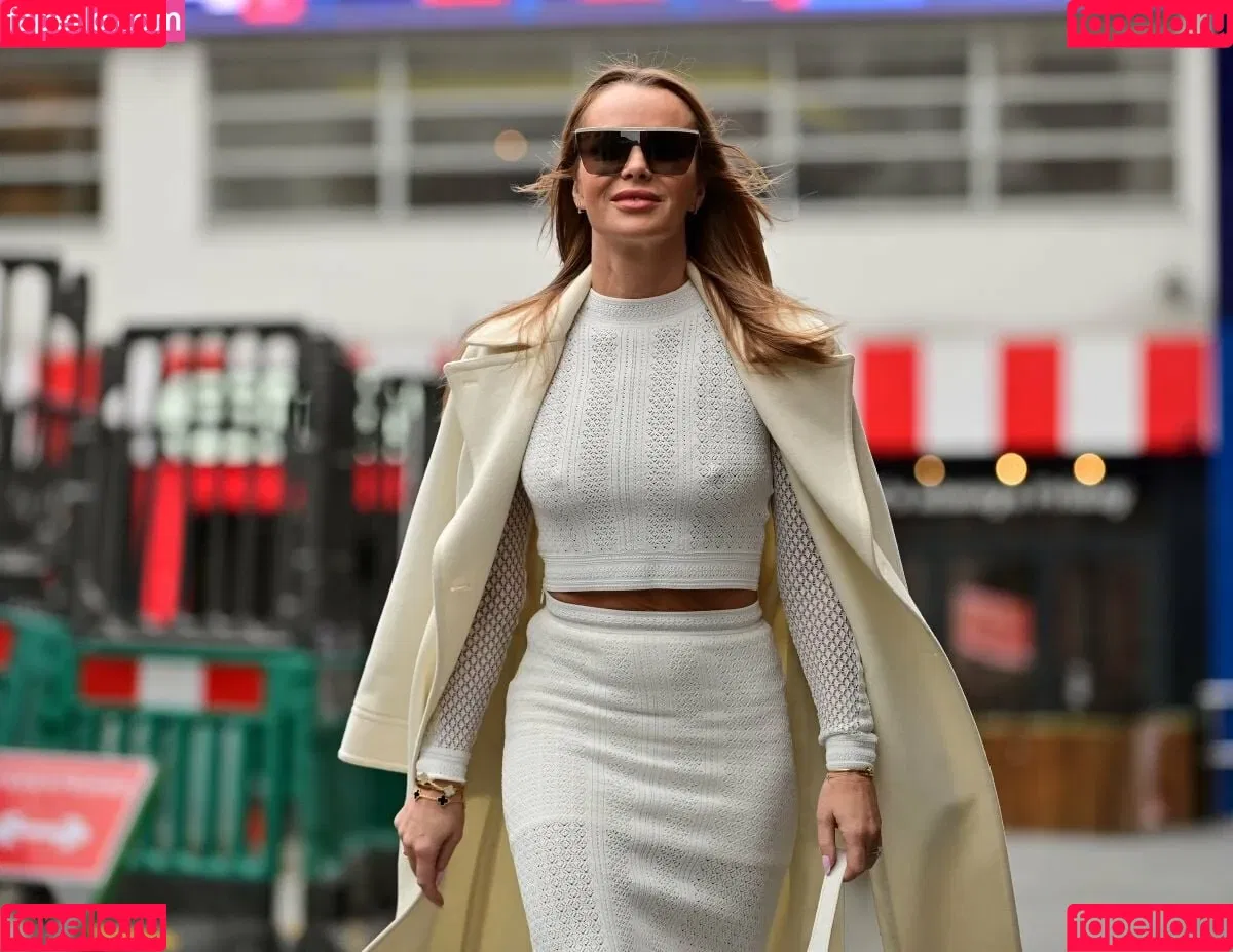 Amanda Holden Onlyfans Photo Gallery 