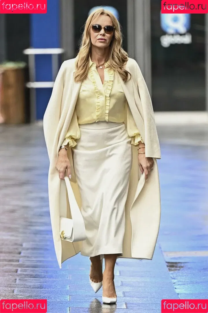 Amanda Holden Onlyfans Photo Gallery 