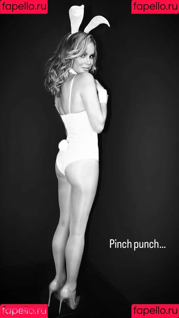 Amanda Holden Onlyfans Photo Gallery 