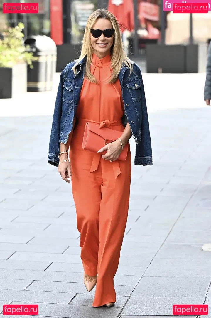 Amanda Holden Onlyfans Photo Gallery 