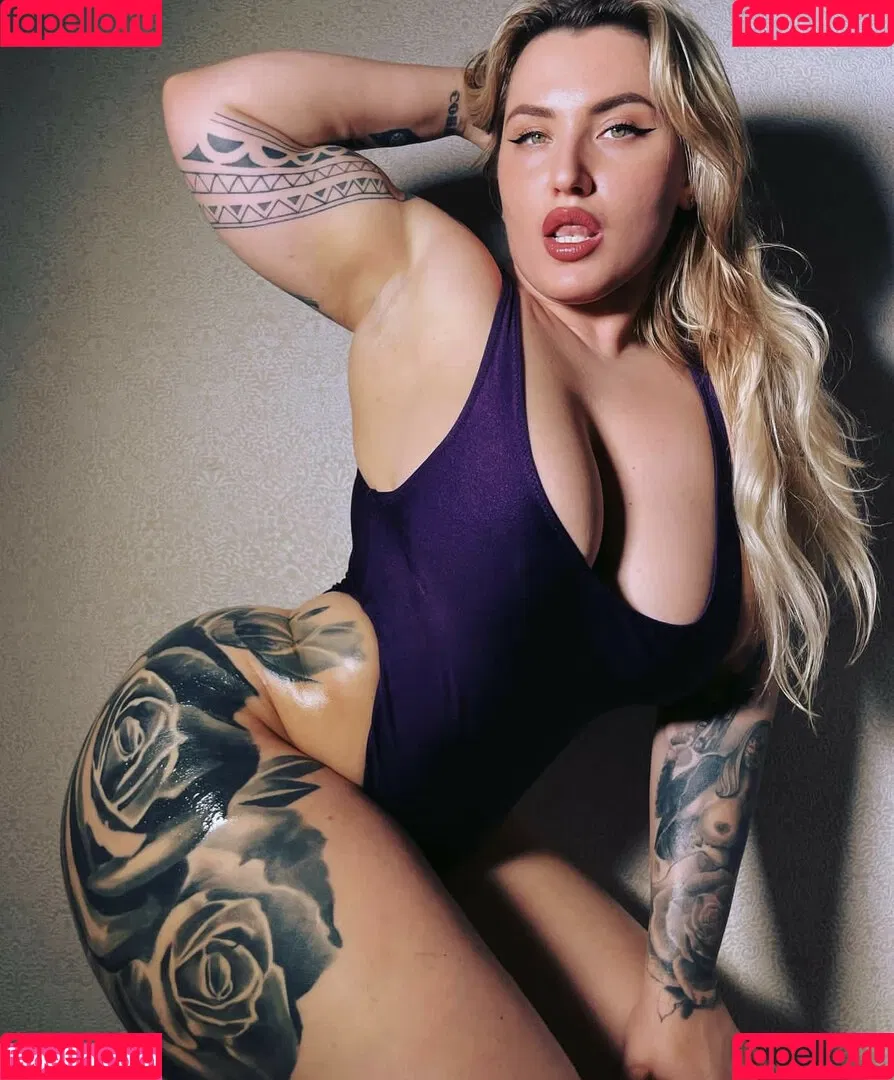 SwagRussianPanda Onlyfans Photo Gallery 