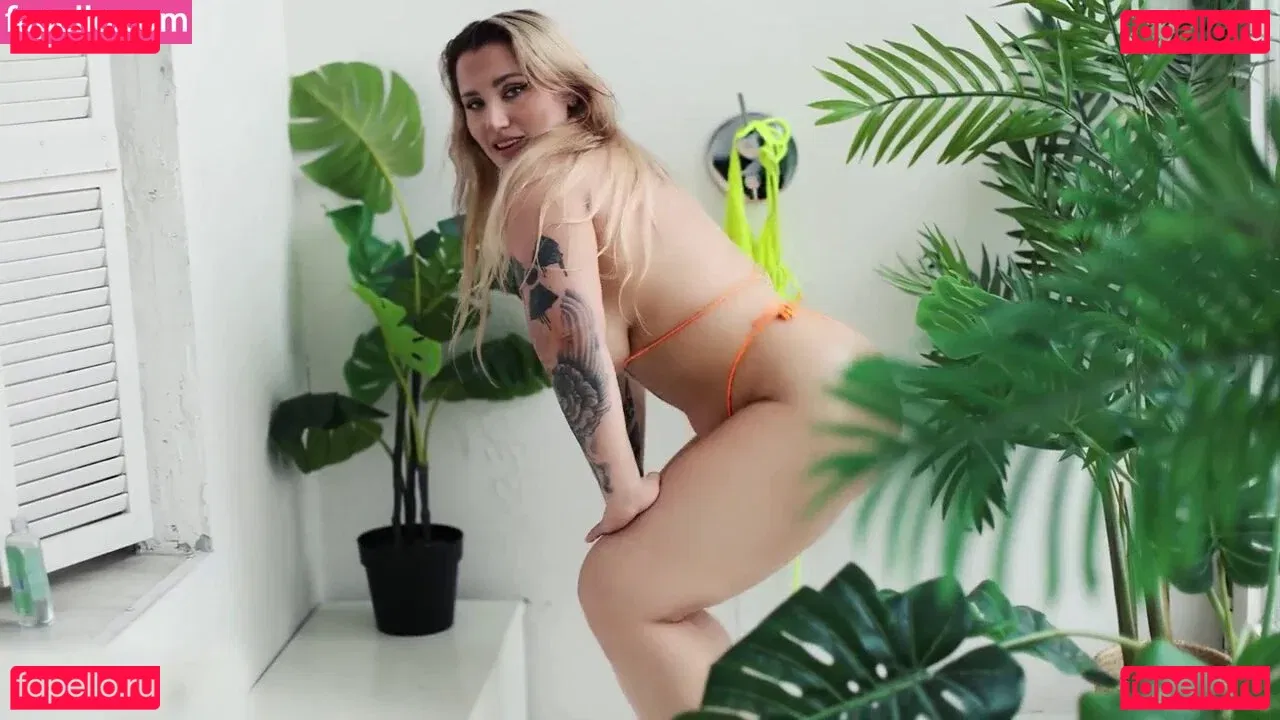 SwagRussianPanda Onlyfans Photo Gallery 