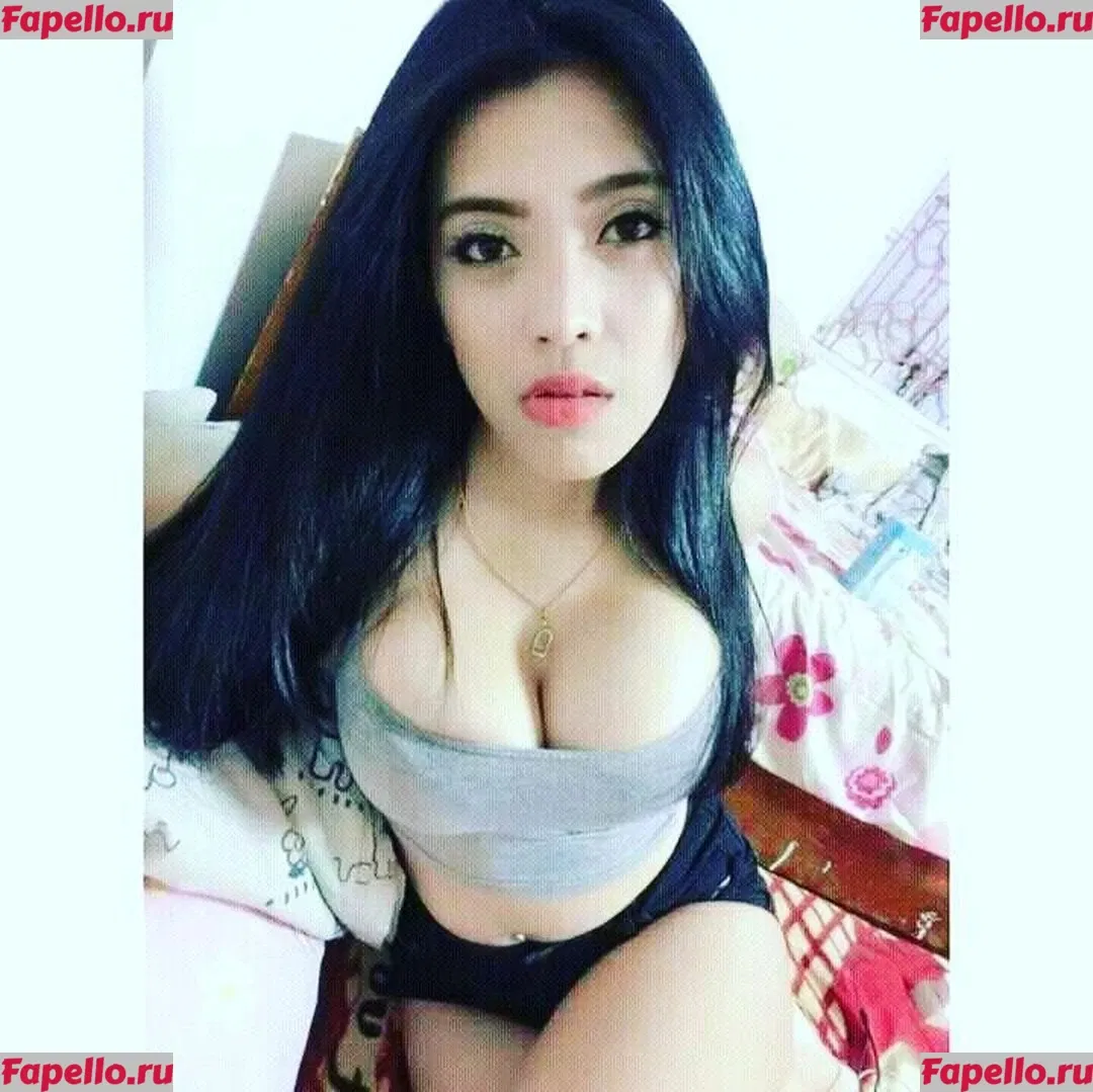 Aungsumalyn Onlyfans Photo Gallery 