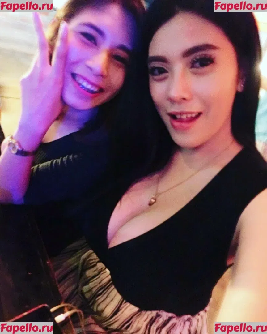 Aungsumalyn Onlyfans Photo Gallery 