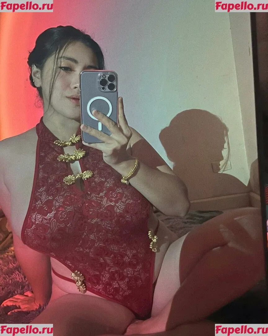 Aungsumalyn Onlyfans Photo Gallery 