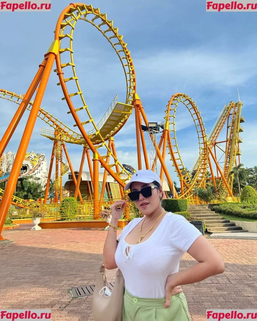 Aungsumalyn Onlyfans Photo Gallery 