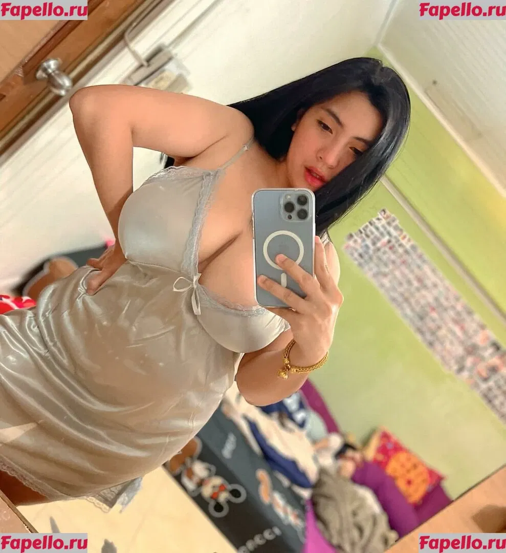Aungsumalyn Onlyfans Photo Gallery 