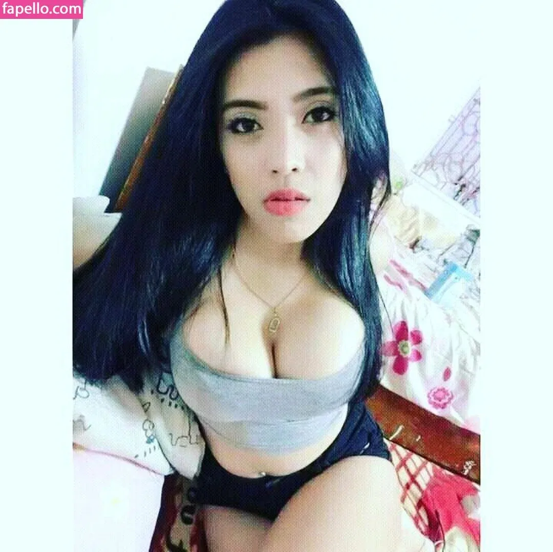 Aungsumalyn Onlyfans Photo Gallery 
