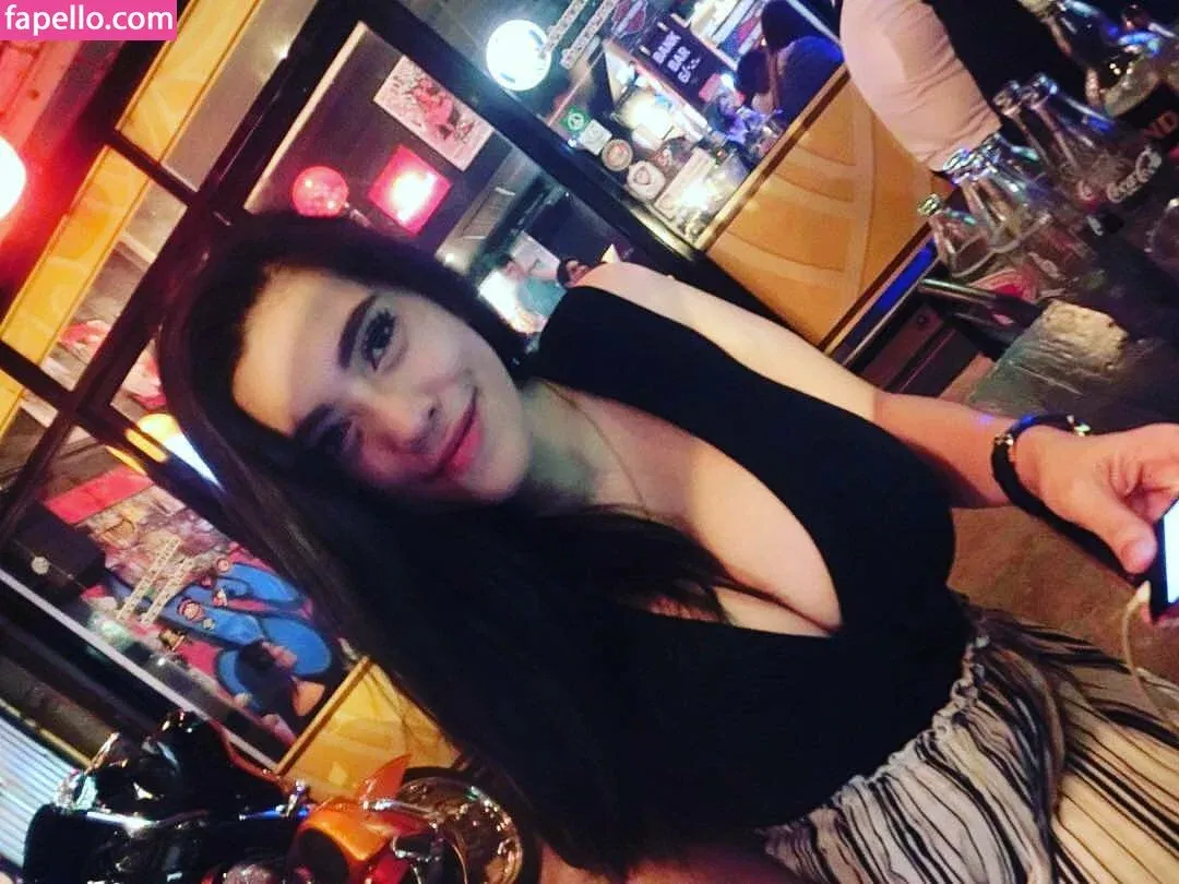 Aungsumalyn Onlyfans Photo Gallery 