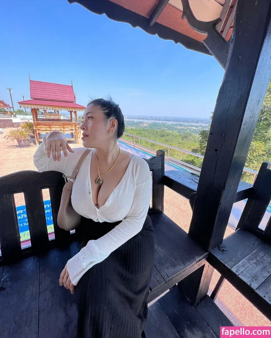 Aungsumalyn Onlyfans Photo Gallery 