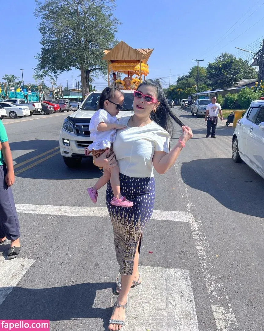 Aungsumalyn Onlyfans Photo Gallery 