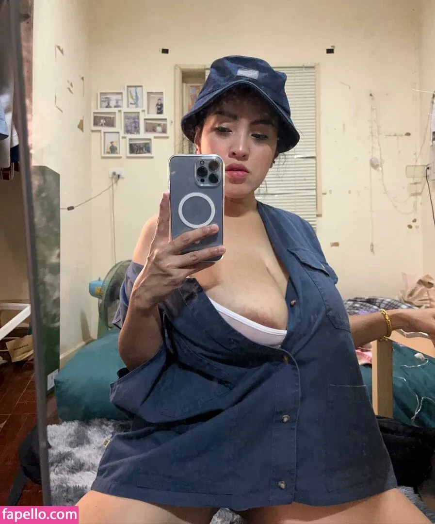 Aungsumalyn Onlyfans Photo Gallery 