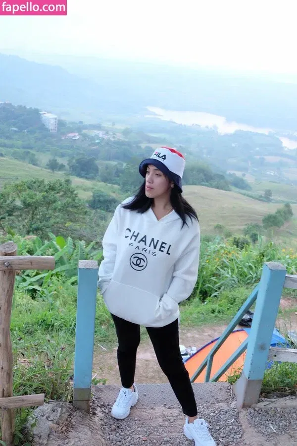 Aungsumalyn Onlyfans Photo Gallery 