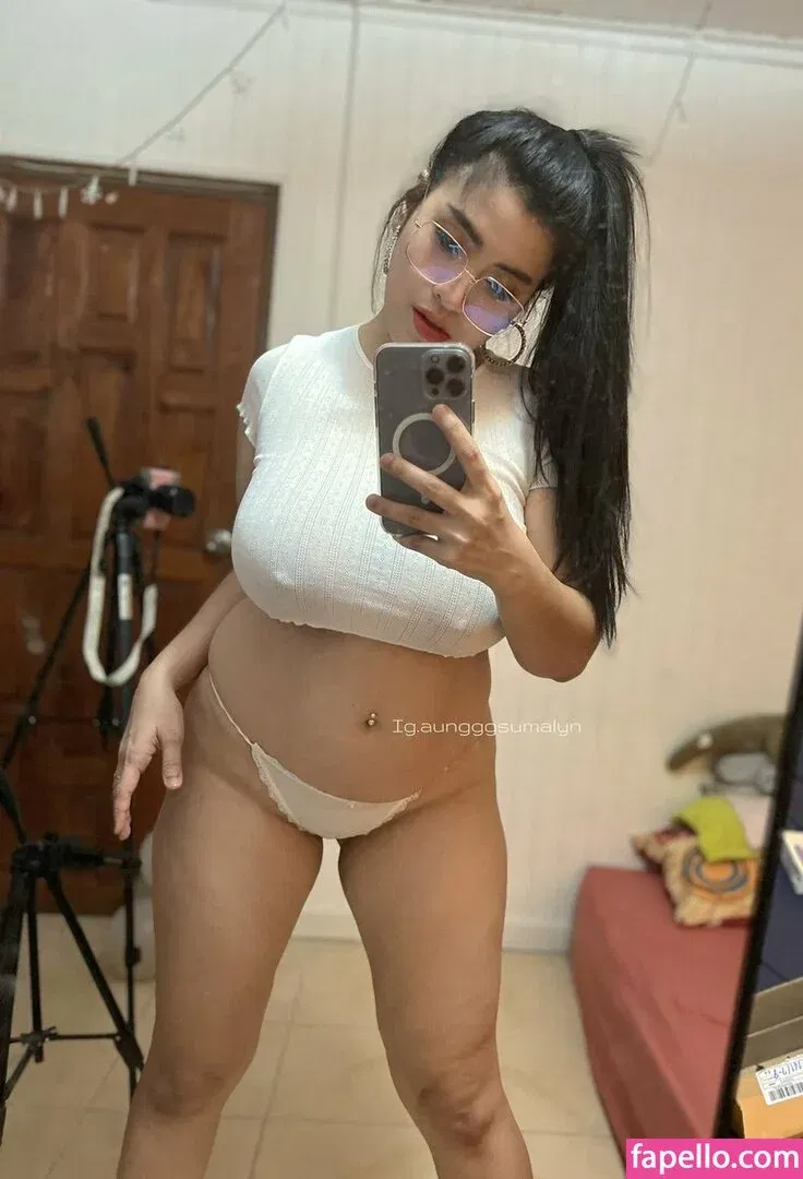 Aungsumalyn Onlyfans Photo Gallery 