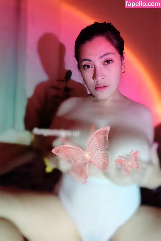 Aungsumalyn Onlyfans Photo Gallery 