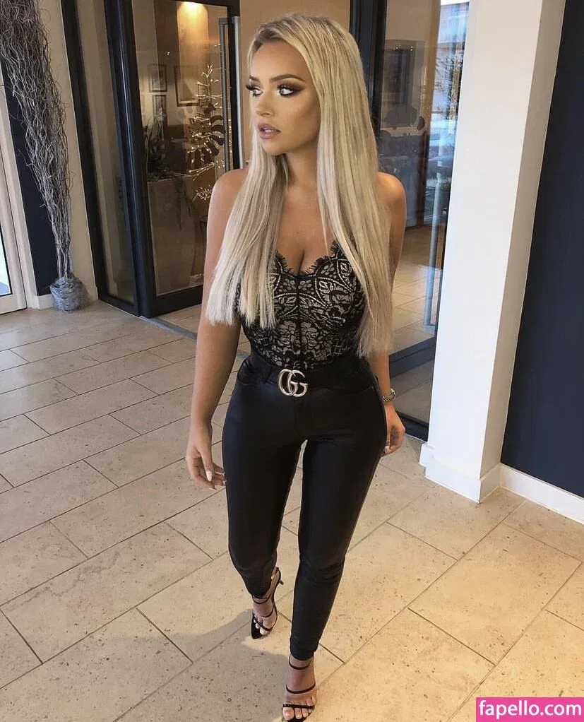 Becca Medlin Onlyfans Photo Gallery 