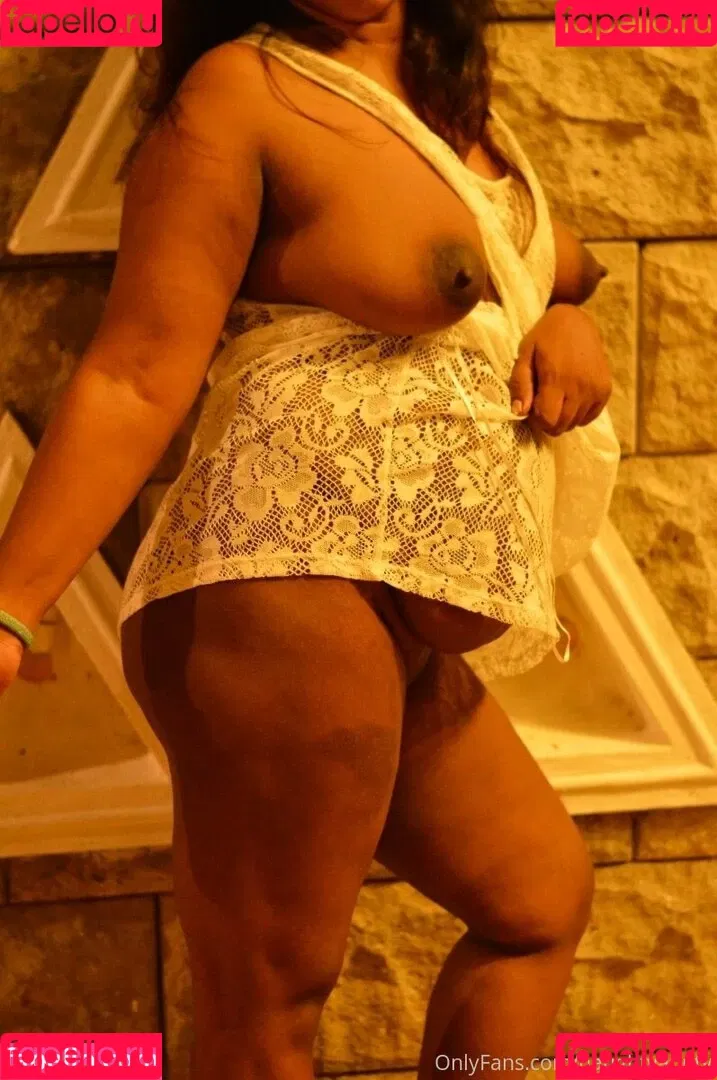 naughtyaunty Onlyfans Photo Gallery 
