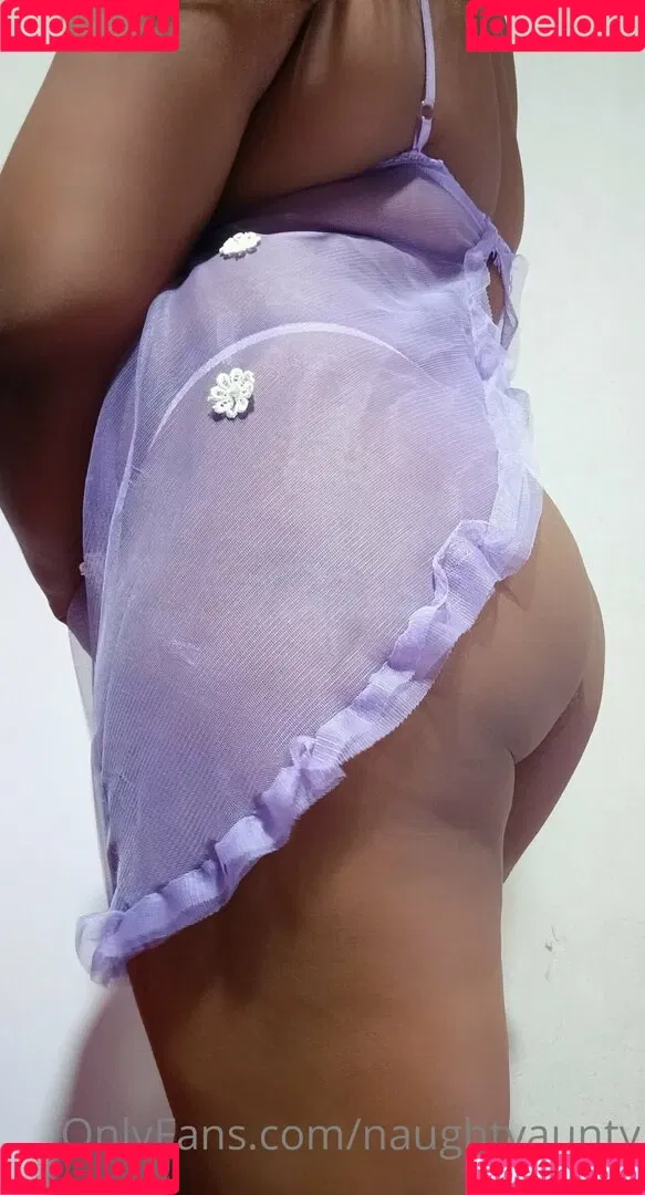 naughtyaunty Onlyfans Photo Gallery 