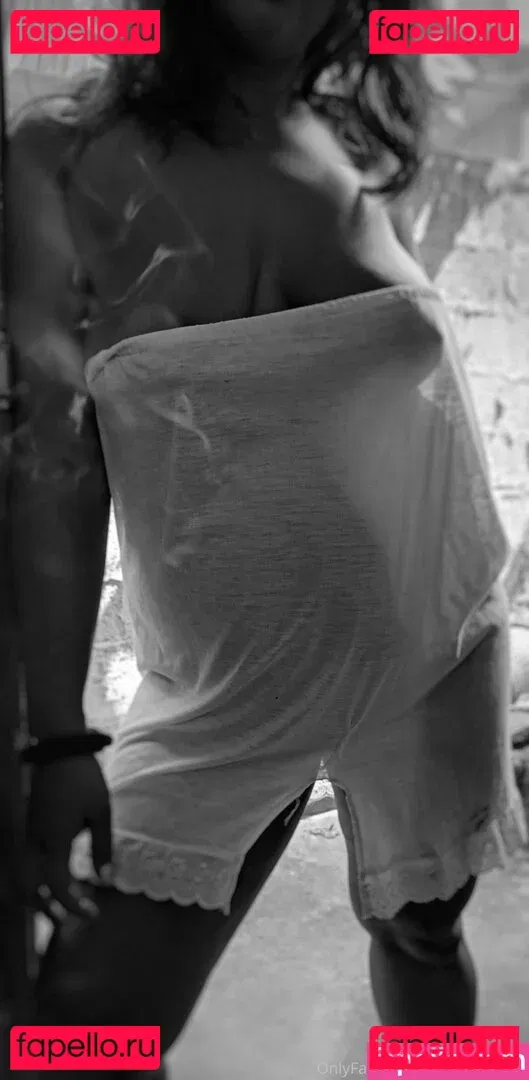 naughtyaunty Onlyfans Photo Gallery 