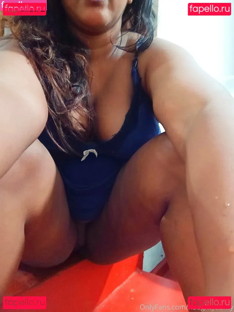 naughtyaunty Onlyfans Photo Gallery 