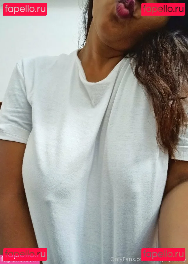 naughtyaunty Onlyfans Photo Gallery 