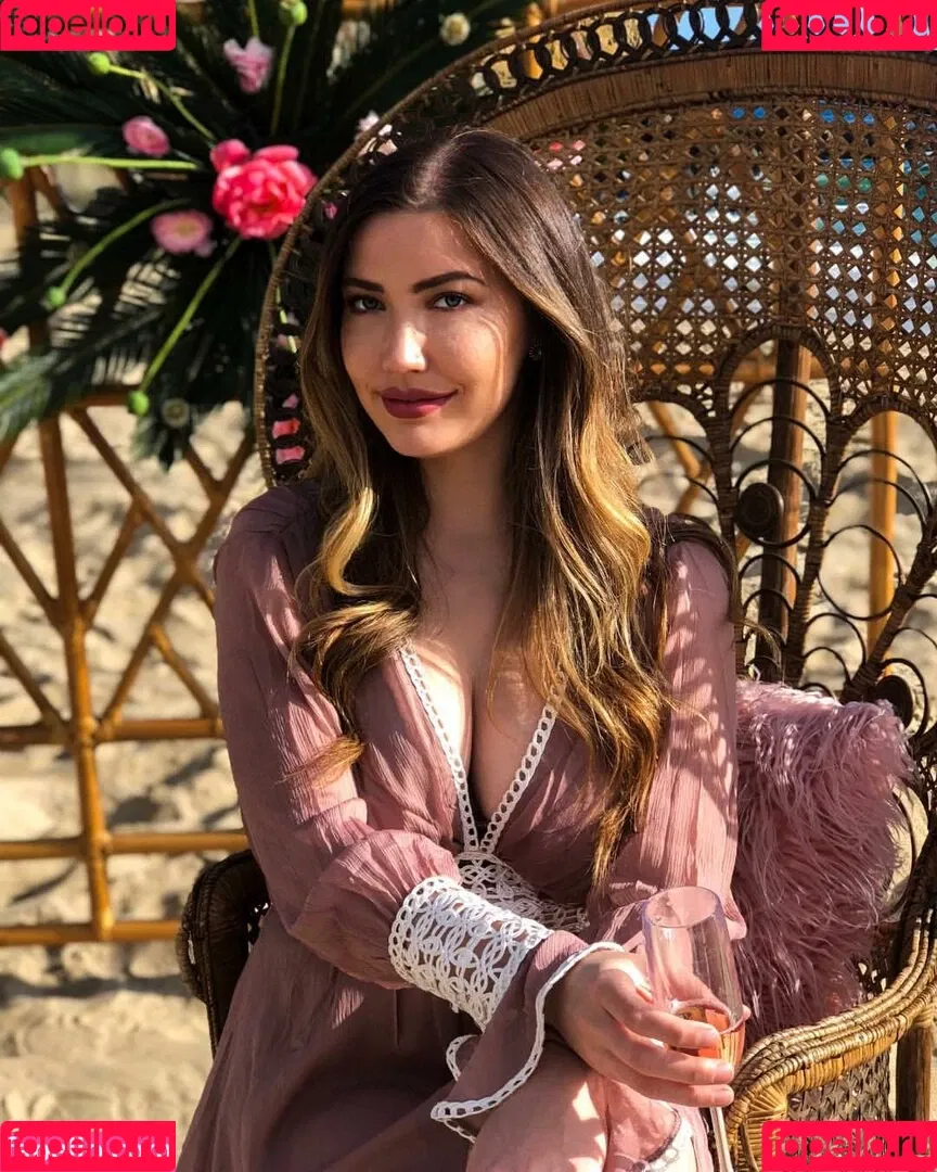 Jenna Ashley Onlyfans Photo Gallery 