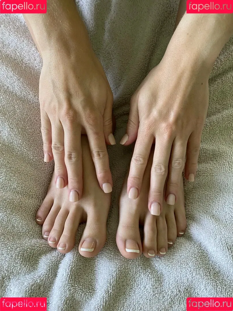 myposedtoes Onlyfans Photo Gallery 