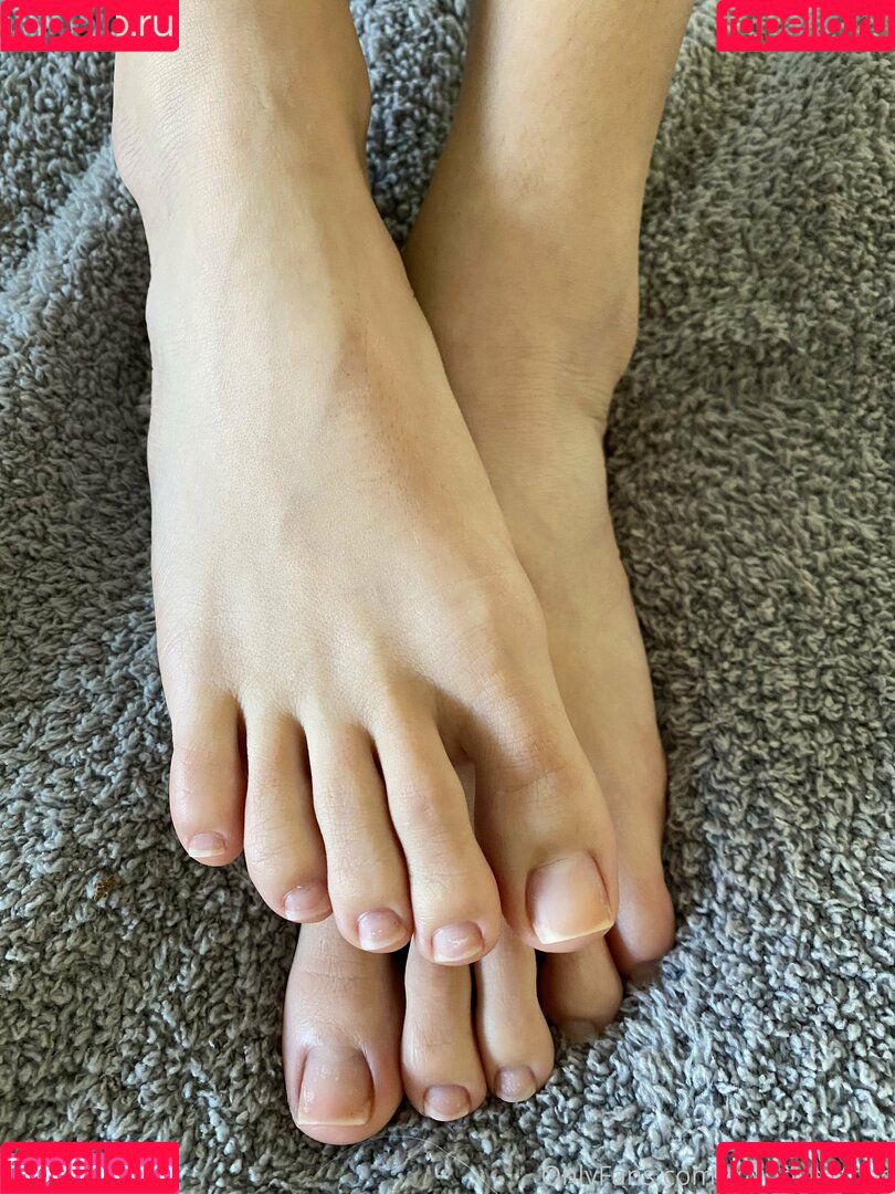 myposedtoes Onlyfans Photo Gallery 