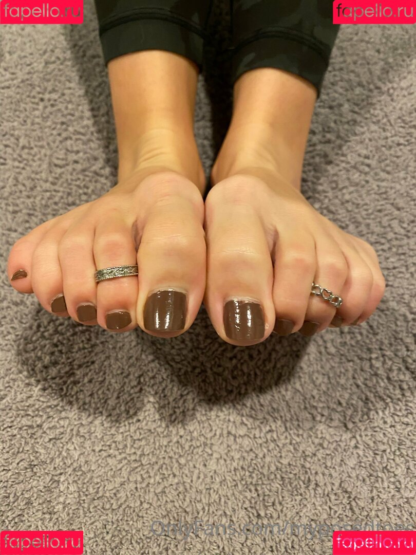 myposedtoes Onlyfans Photo Gallery 