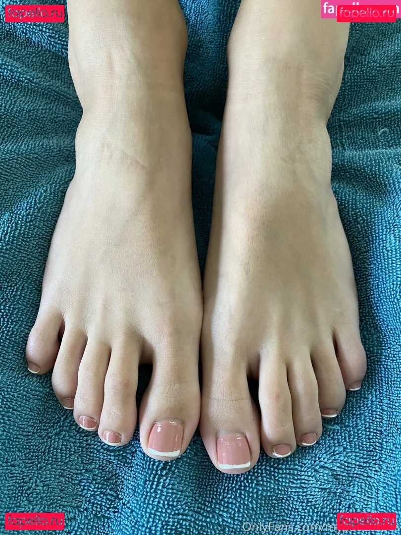 myposedtoes Onlyfans Photo Gallery 