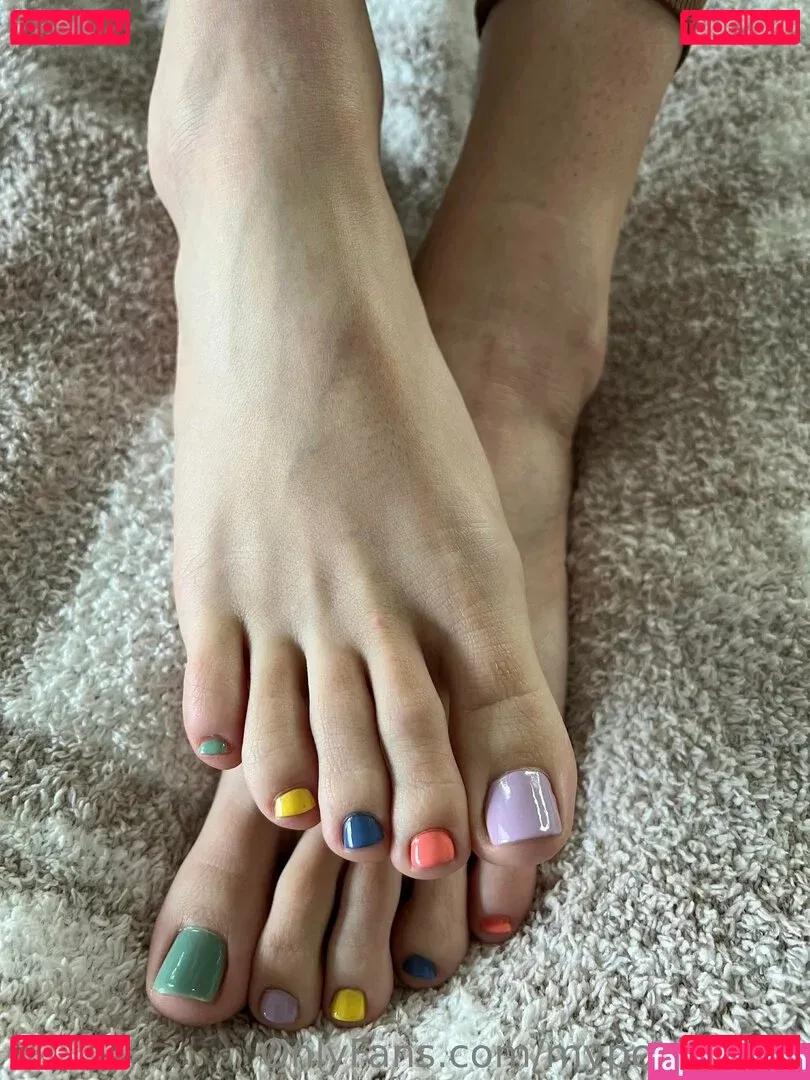 myposedtoes Onlyfans Photo Gallery 