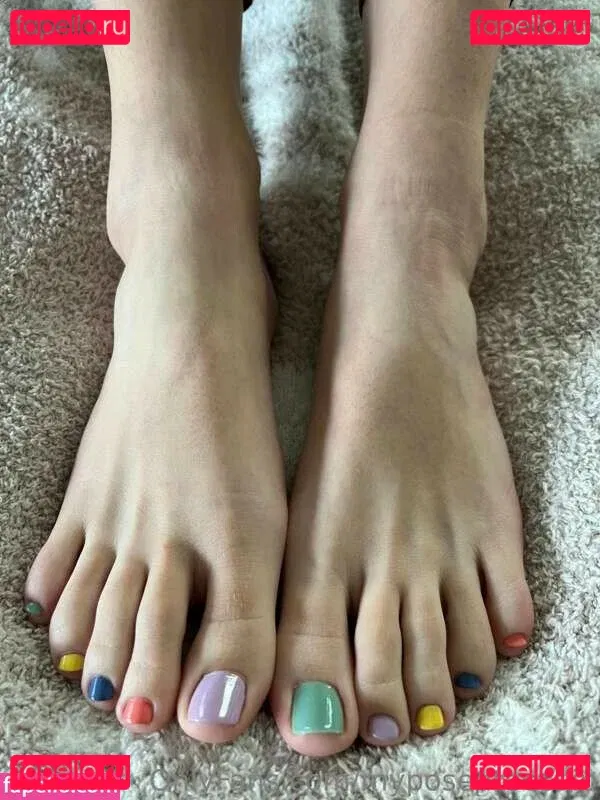 myposedtoes Onlyfans Photo Gallery 