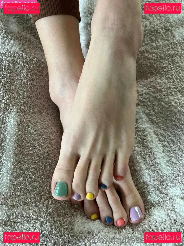 myposedtoes Onlyfans Photo Gallery 
