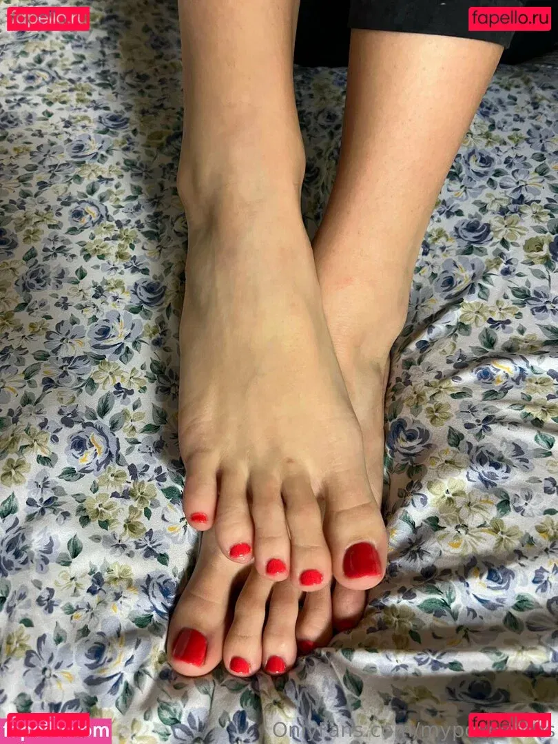 myposedtoes Onlyfans Photo Gallery 
