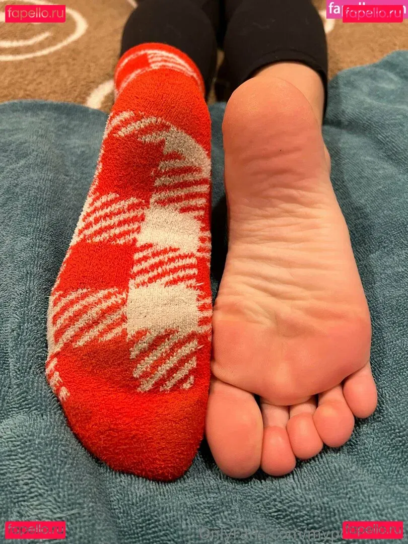 myposedtoes Onlyfans Photo Gallery 