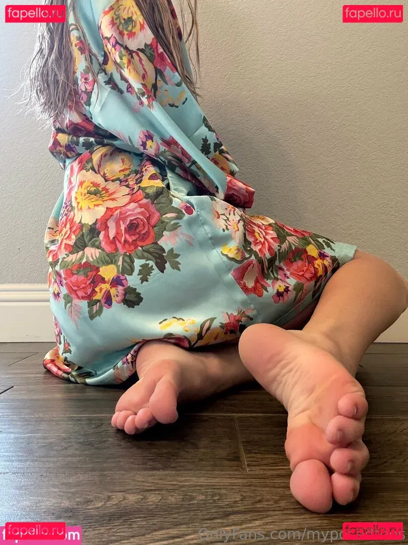 myposedtoes Onlyfans Photo Gallery 