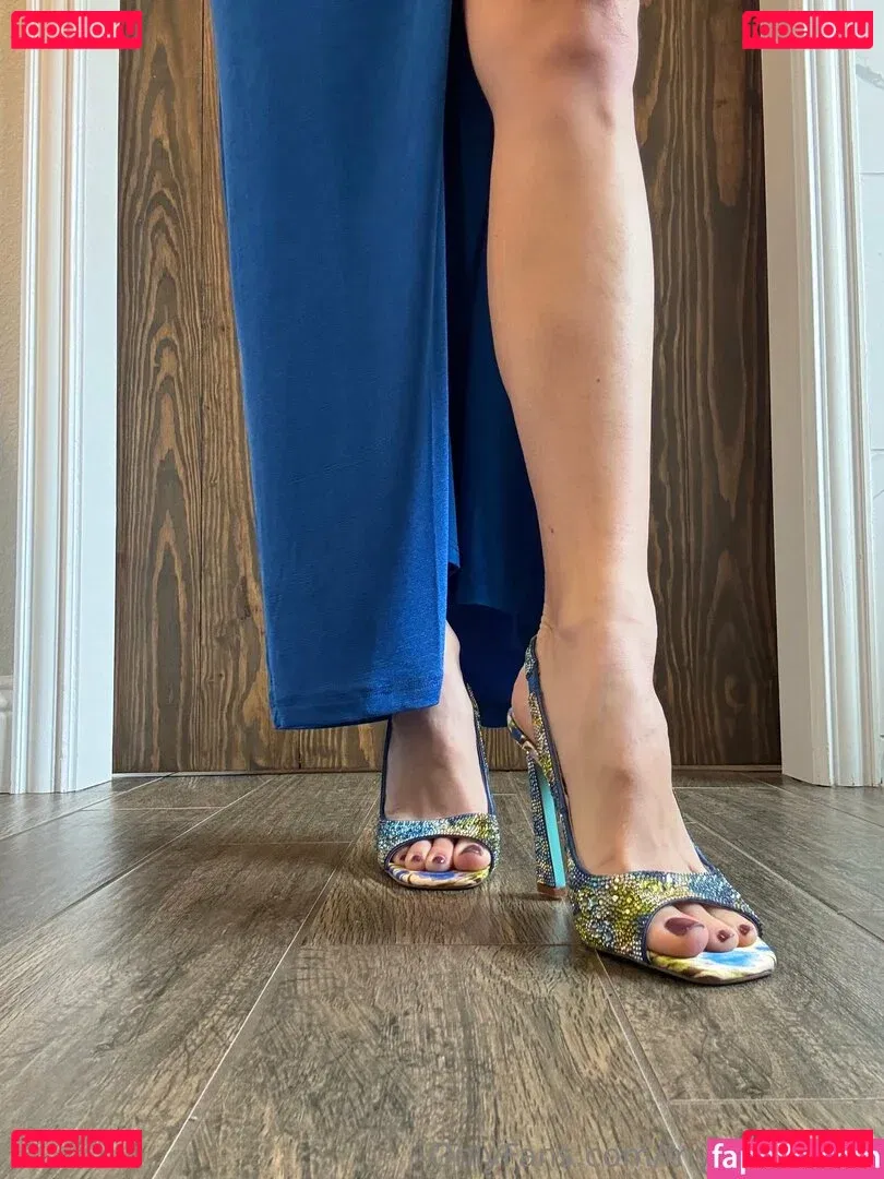 myposedtoes Onlyfans Photo Gallery 