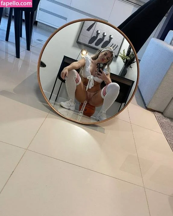 Maikelly Muhl Onlyfans Photo Gallery 