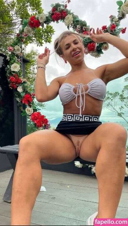 Maikelly Muhl Onlyfans Photo Gallery 