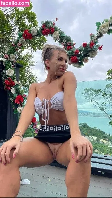 Maikelly Muhl Onlyfans Photo Gallery 